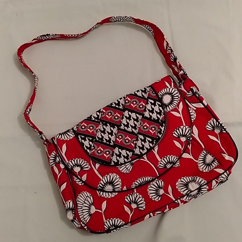 Vera Bradley red and black bag
